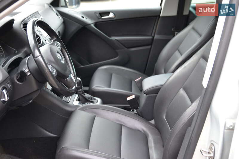 Внедорожник / Кроссовер Volkswagen Tiguan 2012 в Луцке