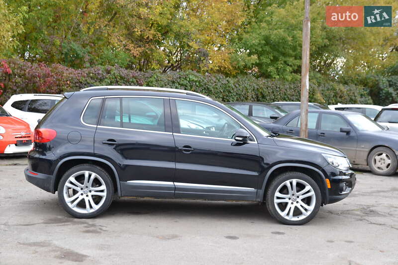 Внедорожник / Кроссовер Volkswagen Tiguan 2012 в Луцке