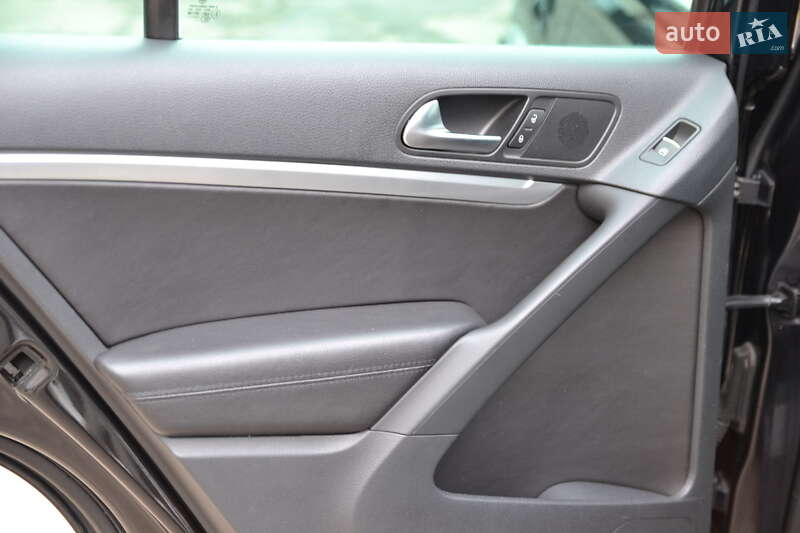 Внедорожник / Кроссовер Volkswagen Tiguan 2012 в Луцке