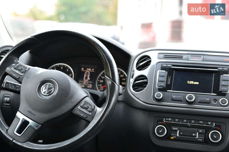 Внедорожник / Кроссовер Volkswagen Tiguan 2012 в Луцке