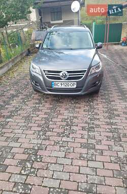 Внедорожник / Кроссовер Volkswagen Tiguan 2011 в Вороняках Внедорожник / Кроссовер Volkswagen Tiguan 2011 в Вороняках