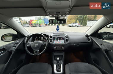 Внедорожник / Кроссовер Volkswagen Tiguan 2012 в 