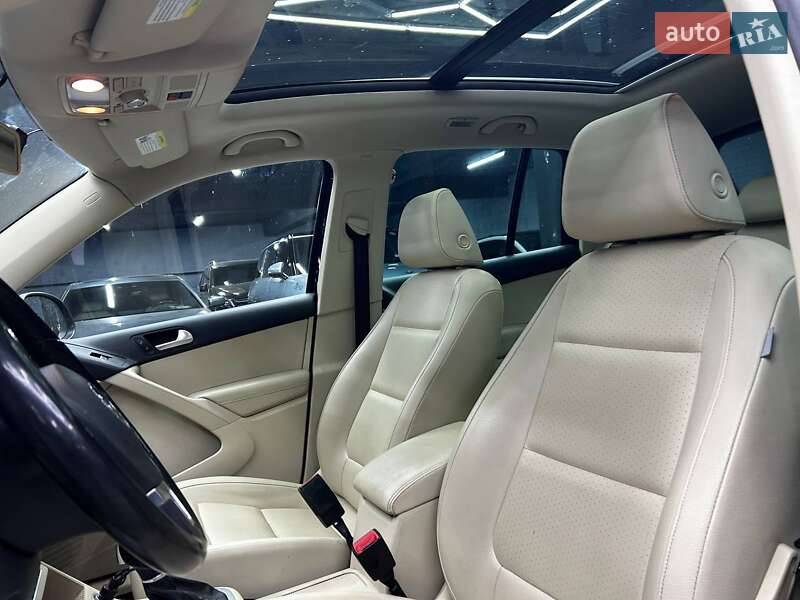 Внедорожник / Кроссовер Volkswagen Tiguan 2014 в Черновцах