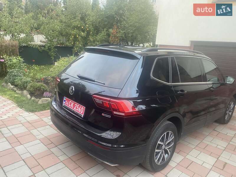 Внедорожник / Кроссовер Volkswagen Tiguan 2019 в Виннице фото 3 Внедорожник / Кроссовер Volkswagen Tiguan 2019 в Виннице