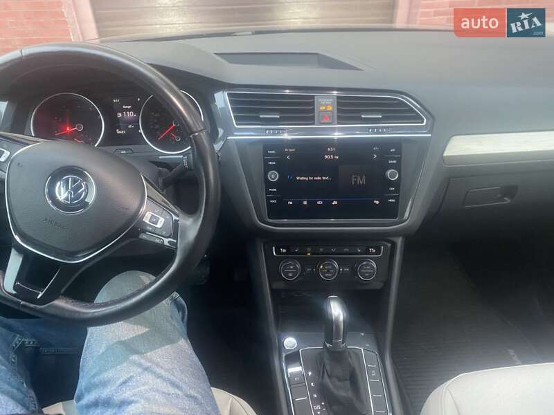Внедорожник / Кроссовер Volkswagen Tiguan 2019 в Виннице фото 8 Внедорожник / Кроссовер Volkswagen Tiguan 2019 в Виннице