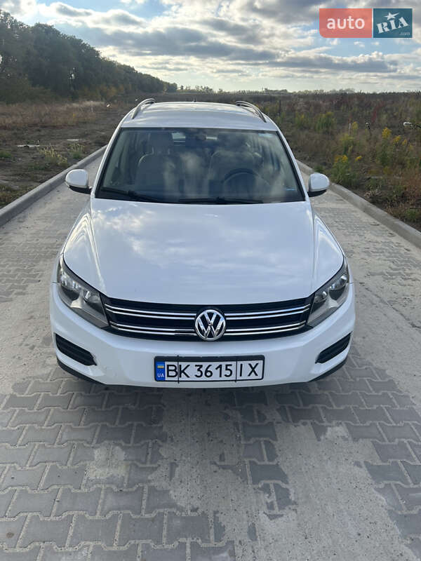 Внедорожник / Кроссовер Volkswagen Tiguan 2016 в Ровно фото Внедорожник / Кроссовер Volkswagen Tiguan 2016 в Ровно