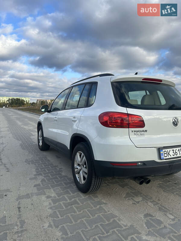 Внедорожник / Кроссовер Volkswagen Tiguan 2016 в Ровно фото 9 Внедорожник / Кроссовер Volkswagen Tiguan 2016 в Ровно