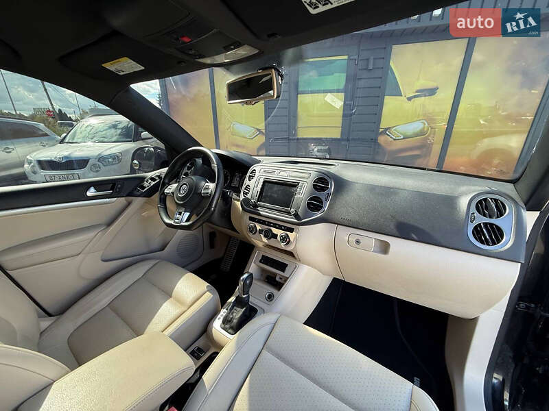 Позашляховик / Кросовер Volkswagen Tiguan 2015 в Стрию