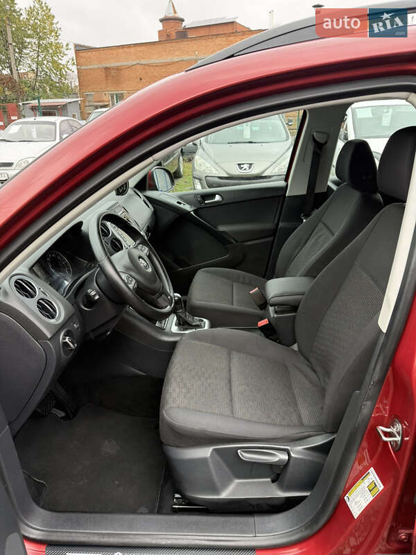 Внедорожник / Кроссовер Volkswagen Tiguan 2015 в Полтаве