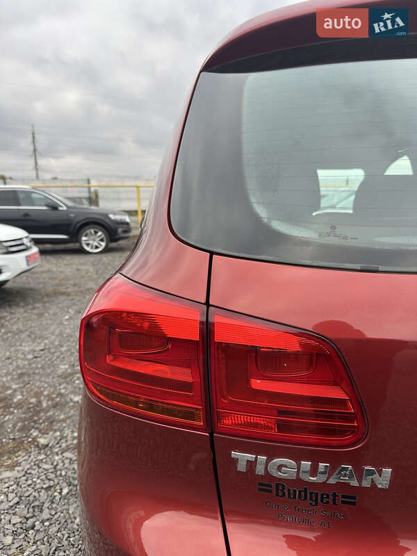 Внедорожник / Кроссовер Volkswagen Tiguan 2015 в Полтаве