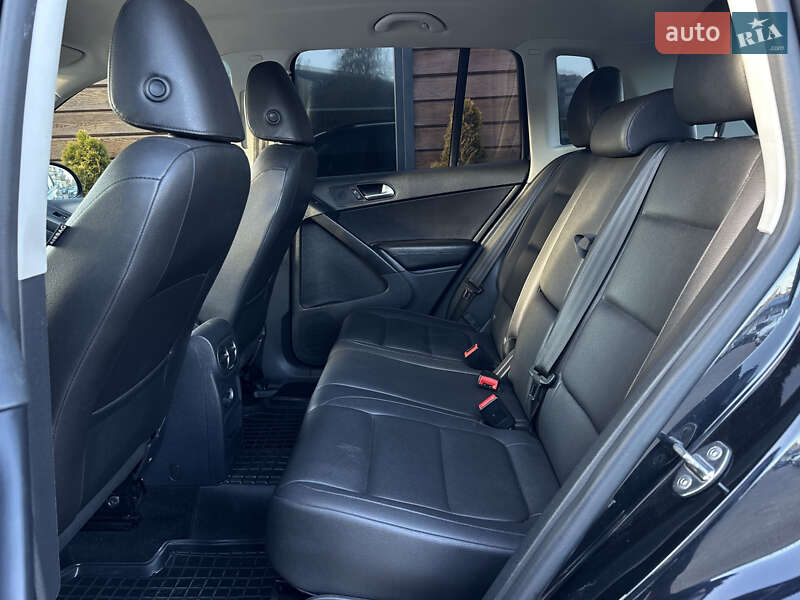 Позашляховик / Кросовер Volkswagen Tiguan 2016 в Шептицькому