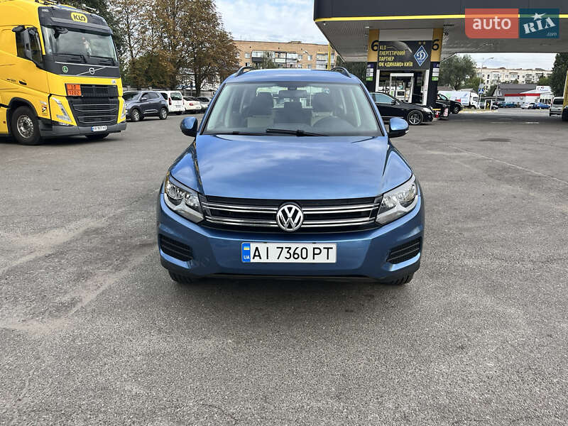 Позашляховик / Кросовер Volkswagen Tiguan 2016 в Василькові