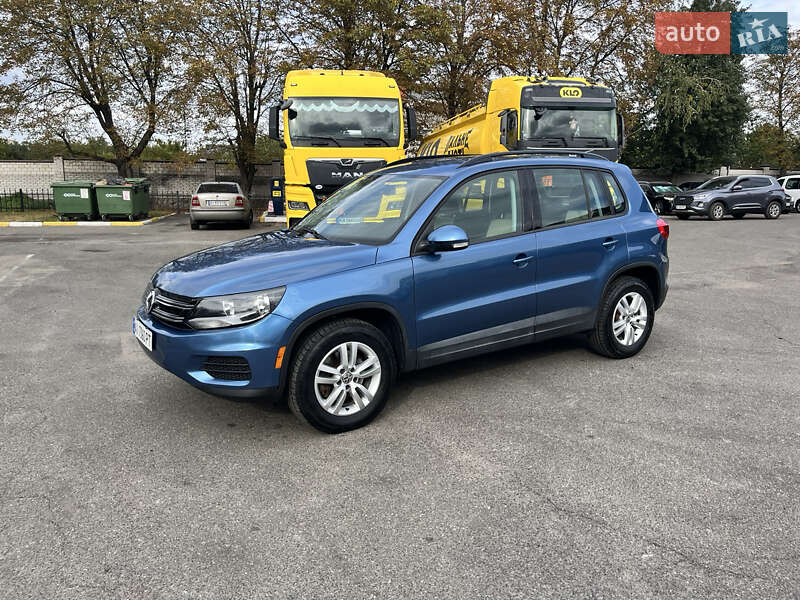 Позашляховик / Кросовер Volkswagen Tiguan 2016 в Василькові
