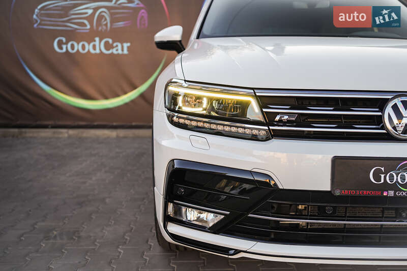 Внедорожник / Кроссовер Volkswagen Tiguan 2016 в Луцке