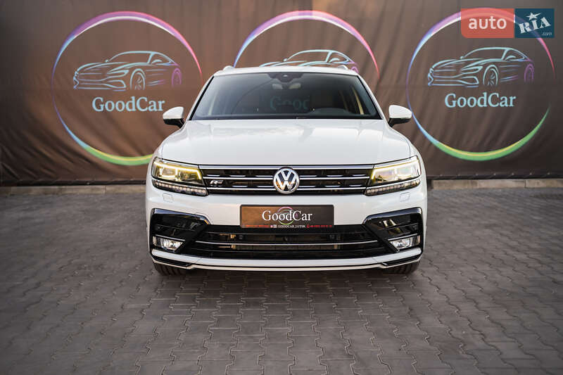 Внедорожник / Кроссовер Volkswagen Tiguan 2016 в Луцке