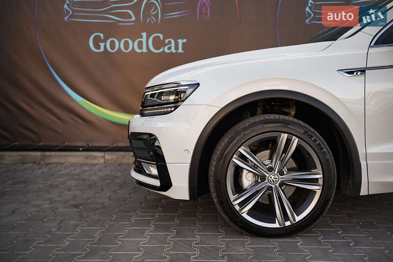 Внедорожник / Кроссовер Volkswagen Tiguan 2016 в Луцке