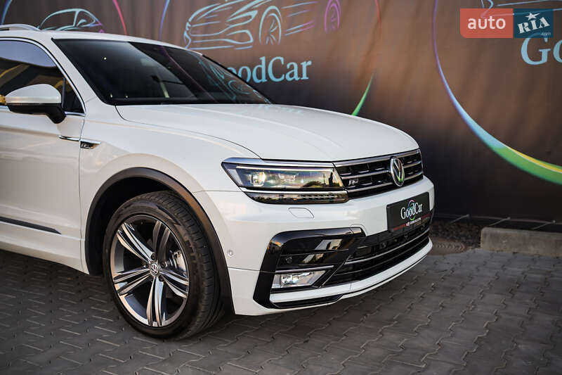 Внедорожник / Кроссовер Volkswagen Tiguan 2016 в Луцке