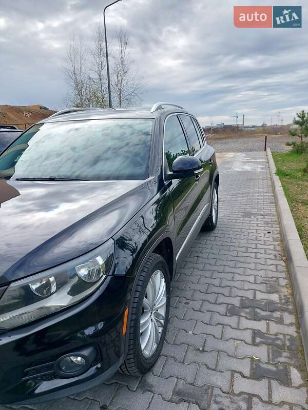 Внедорожник / Кроссовер Volkswagen Tiguan 2013 в Хмельницком