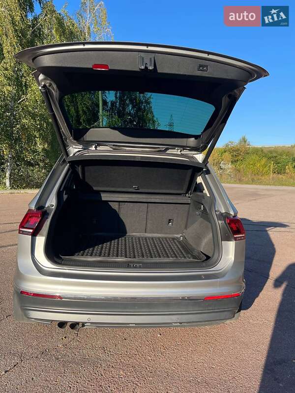 Внедорожник / Кроссовер Volkswagen Tiguan 2018 в Борисполе фото 11 Внедорожник / Кроссовер Volkswagen Tiguan 2018 в Борисполе