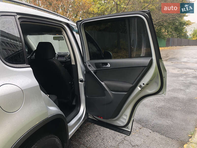 Внедорожник / Кроссовер Volkswagen Tiguan 2015 в Кременчуге фото 38 Внедорожник / Кроссовер Volkswagen Tiguan 2015 в Кременчуге