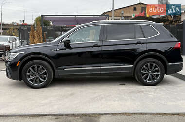 Позашляховик / Кросовер Volkswagen Tiguan 2022 в  фото 5 Позашляховик / Кросовер Volkswagen Tiguan 2022 в