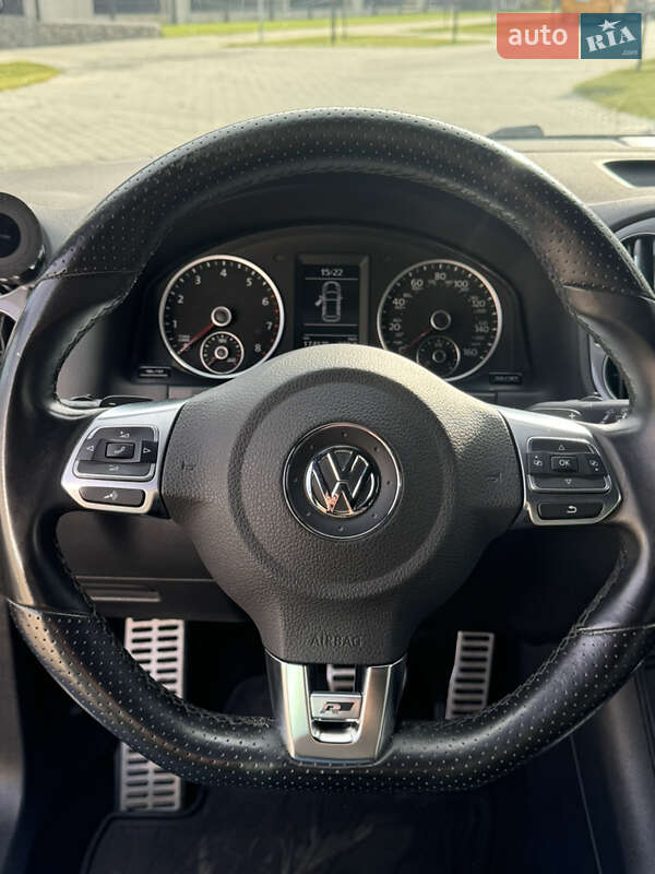 Внедорожник / Кроссовер Volkswagen Tiguan 2016 в Ивано-Франковске