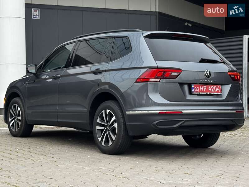 Внедорожник / Кроссовер Volkswagen Tiguan 2022 в Киеве