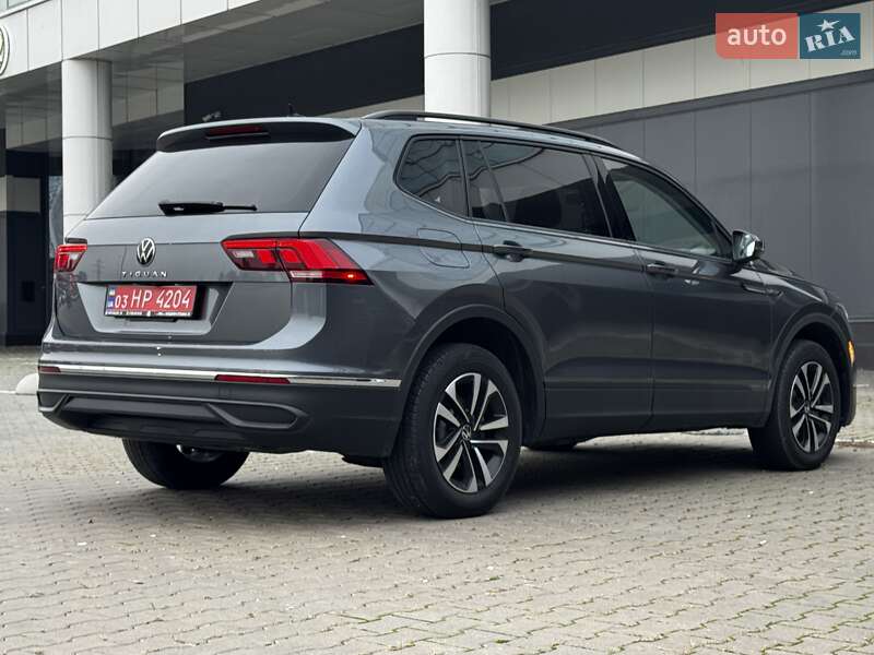 Внедорожник / Кроссовер Volkswagen Tiguan 2022 в Киеве