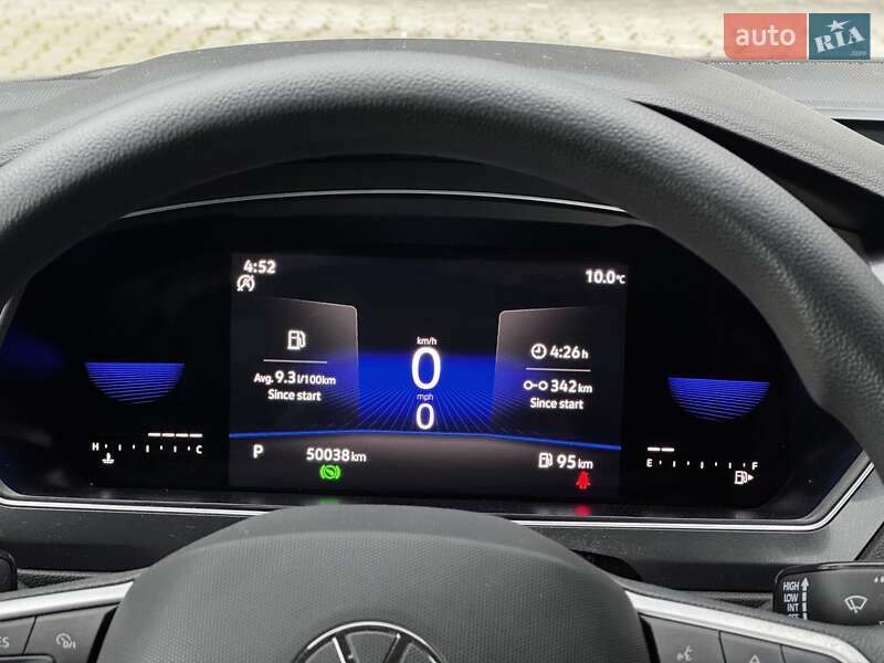 Внедорожник / Кроссовер Volkswagen Tiguan 2022 в Киеве