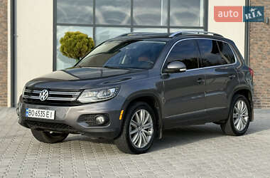 Внедорожник / Кроссовер Volkswagen Tiguan 2015 в 