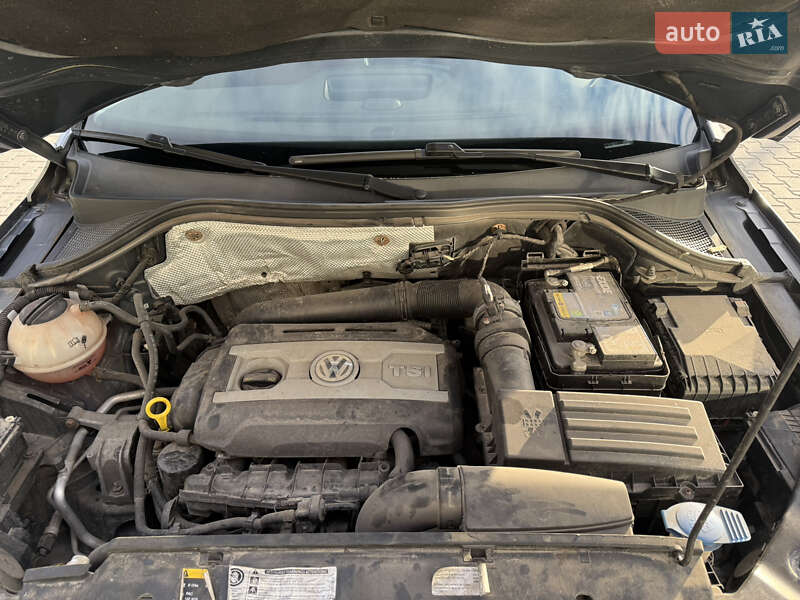Внедорожник / Кроссовер Volkswagen Tiguan 2015 в Тернополе