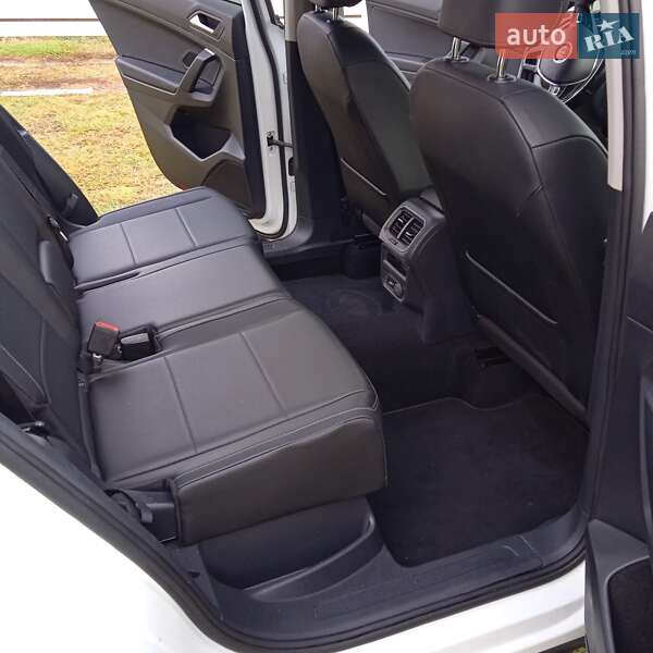 Позашляховик / Кросовер Volkswagen Tiguan 2019 в Чугуєві