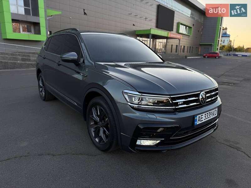 Внедорожник / Кроссовер Volkswagen Tiguan 2021 в Кривом Роге