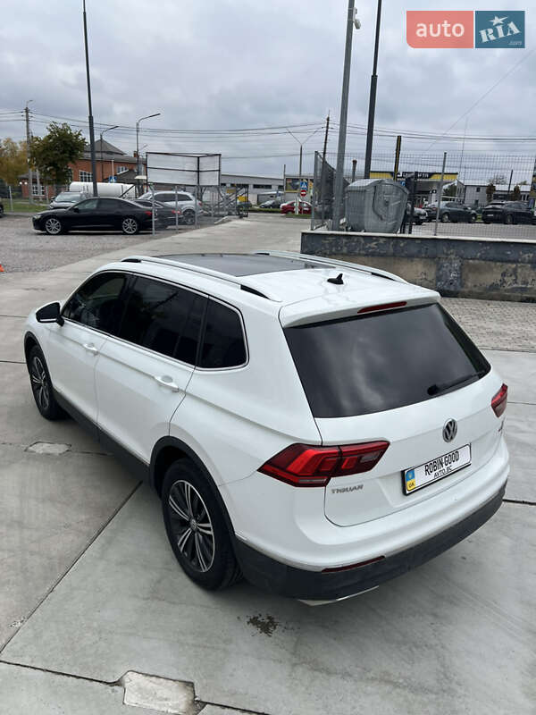 Внедорожник / Кроссовер Volkswagen Tiguan 2017 в Белой Церкви