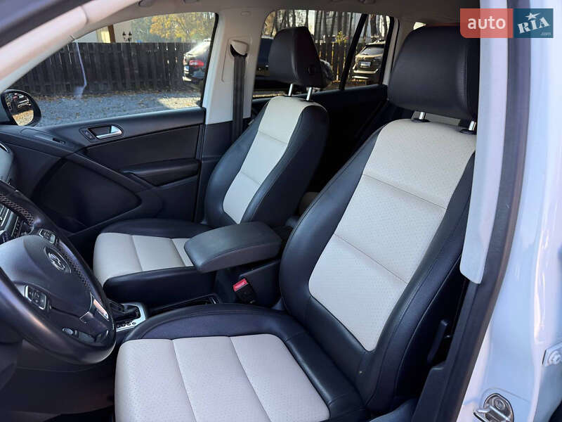 Внедорожник / Кроссовер Volkswagen Tiguan 2016 в Стрые