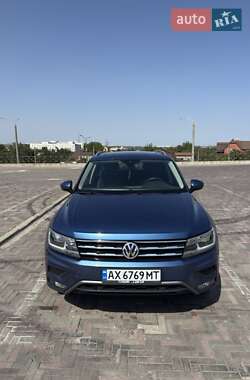 Позашляховик / Кросовер Volkswagen Tiguan 2020 в Харкові