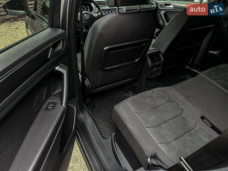 Позашляховик / Кросовер Volkswagen Tiguan 2019 в Бродах фото 100 Позашляховик / Кросовер Volkswagen Tiguan 2019 в Бродах