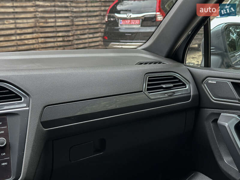 Позашляховик / Кросовер Volkswagen Tiguan 2019 в Бродах фото 112 Позашляховик / Кросовер Volkswagen Tiguan 2019 в Бродах