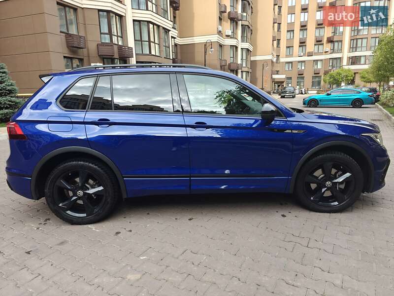 Внедорожник / Кроссовер Volkswagen Tiguan 2022 в Киеве