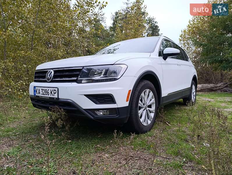 Внедорожник / Кроссовер Volkswagen Tiguan 2017 в Киеве фото 9 Внедорожник / Кроссовер Volkswagen Tiguan 2017 в Киеве