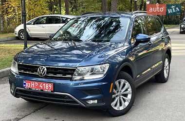 Внедорожник / Кроссовер Volkswagen Tiguan 2018 в Чернигове