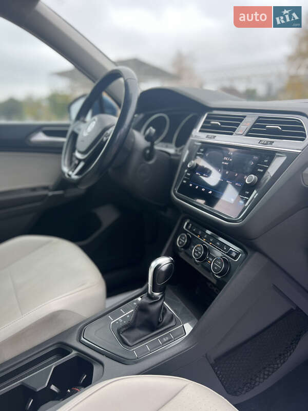 Внедорожник / Кроссовер Volkswagen Tiguan 2017 в Белой Церкви фото 15 Внедорожник / Кроссовер Volkswagen Tiguan 2017 в Белой Церкви