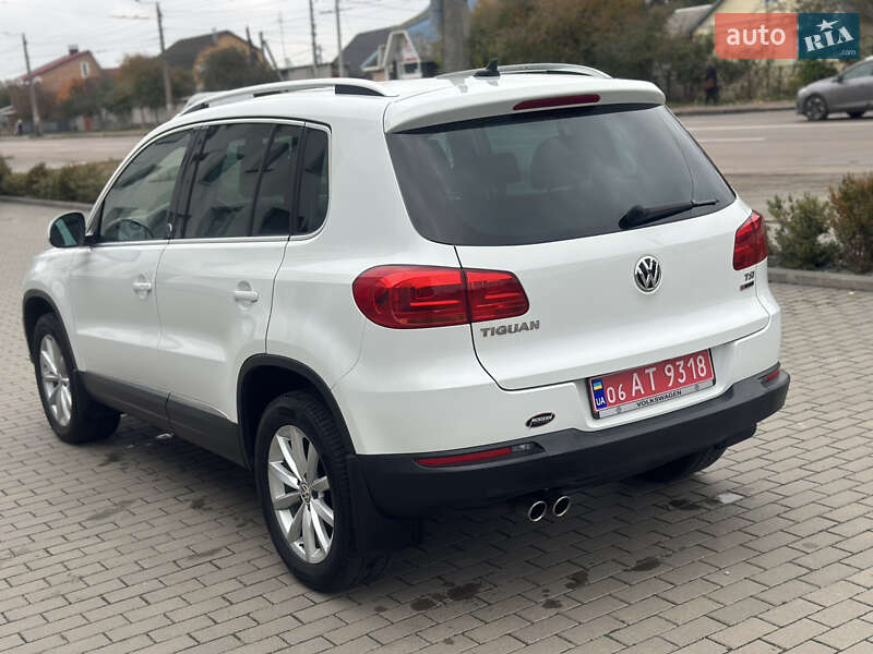 Внедорожник / Кроссовер Volkswagen Tiguan 2016 в Житомире фото 4 Внедорожник / Кроссовер Volkswagen Tiguan 2016 в Житомире