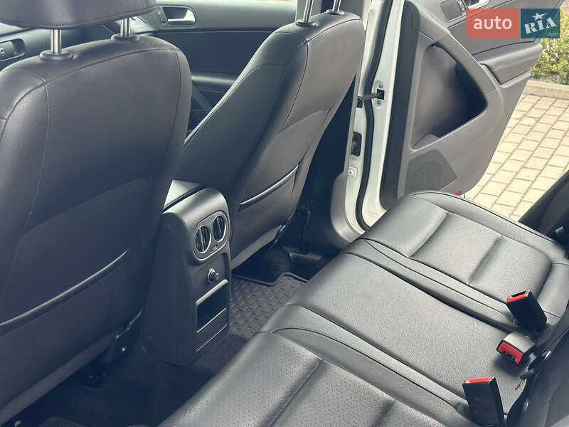 Внедорожник / Кроссовер Volkswagen Tiguan 2016 в Житомире фото 23 Внедорожник / Кроссовер Volkswagen Tiguan 2016 в Житомире