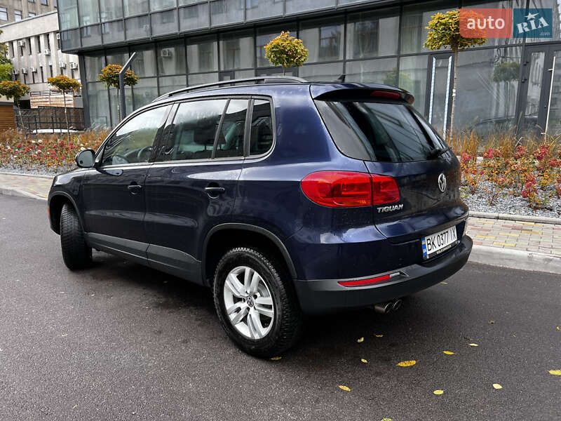 Внедорожник / Кроссовер Volkswagen Tiguan 2015 в Ровно фото 7 Внедорожник / Кроссовер Volkswagen Tiguan 2015 в Ровно