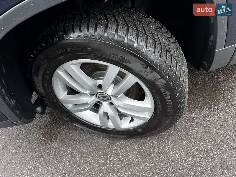 Внедорожник / Кроссовер Volkswagen Tiguan 2015 в Ровно фото 9 Внедорожник / Кроссовер Volkswagen Tiguan 2015 в Ровно