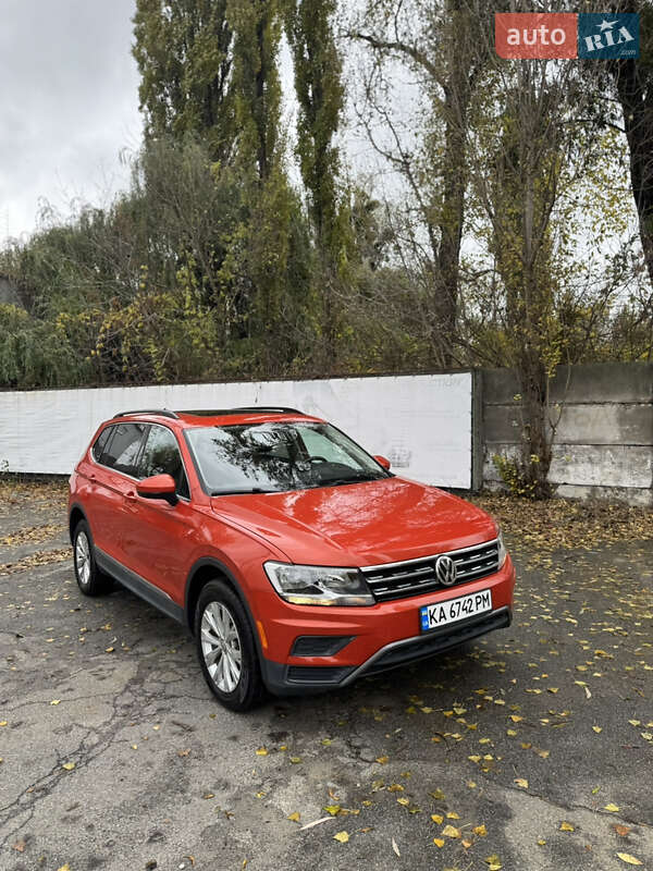 Внедорожник / Кроссовер Volkswagen Tiguan 2018 в Киеве фото 2 Внедорожник / Кроссовер Volkswagen Tiguan 2018 в Киеве