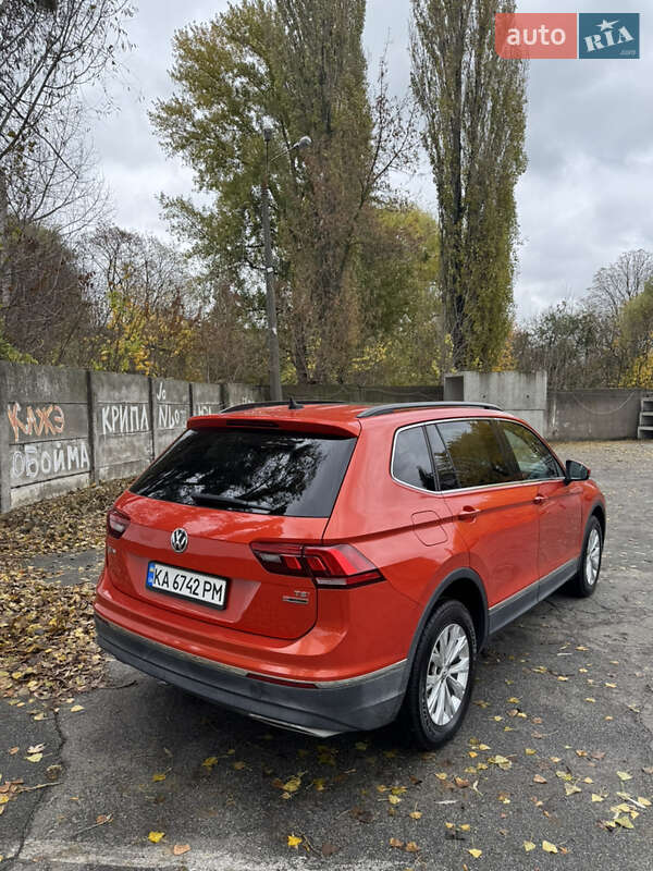 Внедорожник / Кроссовер Volkswagen Tiguan 2018 в Киеве фото 4 Внедорожник / Кроссовер Volkswagen Tiguan 2018 в Киеве
