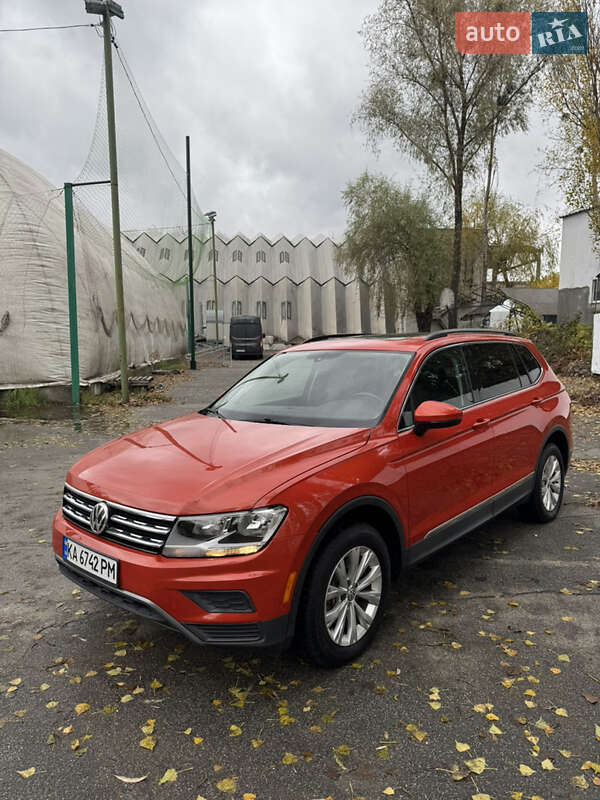 Внедорожник / Кроссовер Volkswagen Tiguan 2018 в Киеве фото 7 Внедорожник / Кроссовер Volkswagen Tiguan 2018 в Киеве