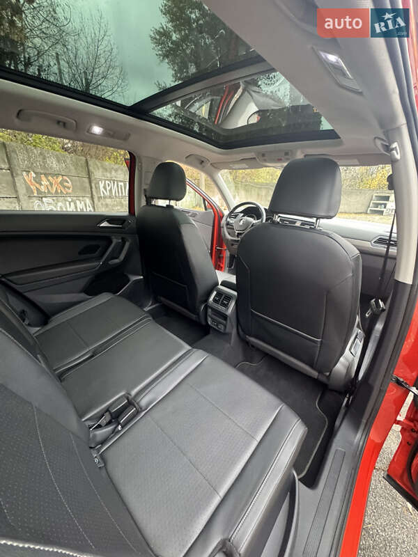 Внедорожник / Кроссовер Volkswagen Tiguan 2018 в Киеве фото 13 Внедорожник / Кроссовер Volkswagen Tiguan 2018 в Киеве